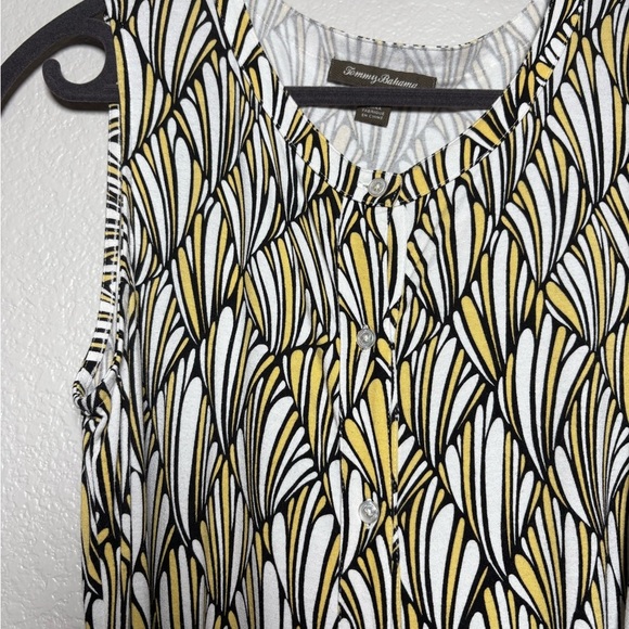Tommy Bahama Sleeveless, button-front midi dress with a tie belt. Fan print. M - Picture 4 of 14